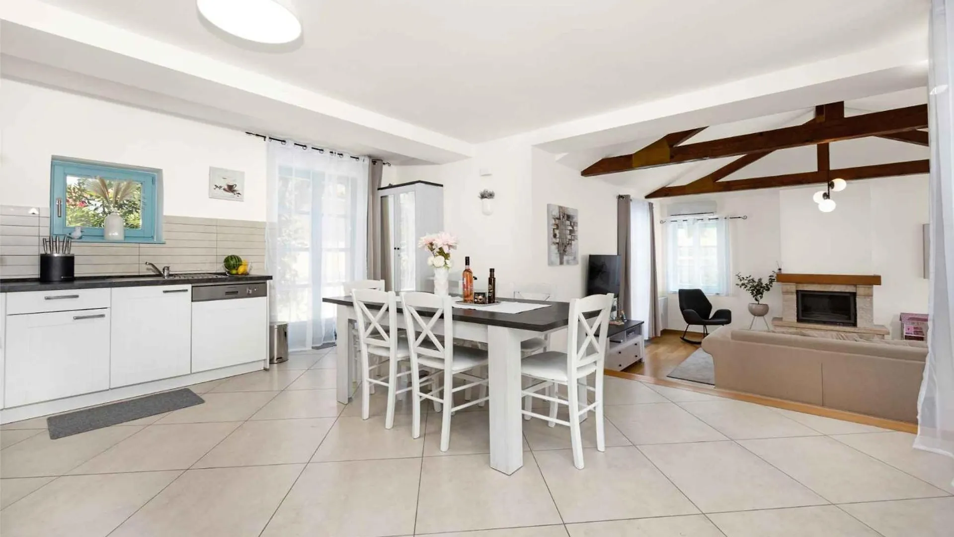 Holiday Home In Liznjan - Istrien 50092